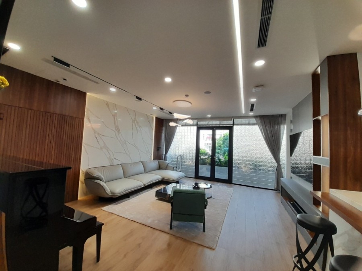 Chị Loan - 25